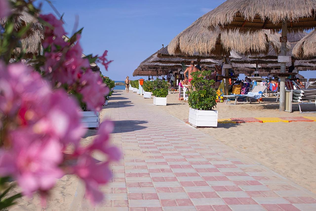 Suite113 In The Center With Beach Pescara Exterior foto